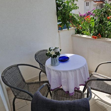 Apartmani Buba Podstrana Exterior foto