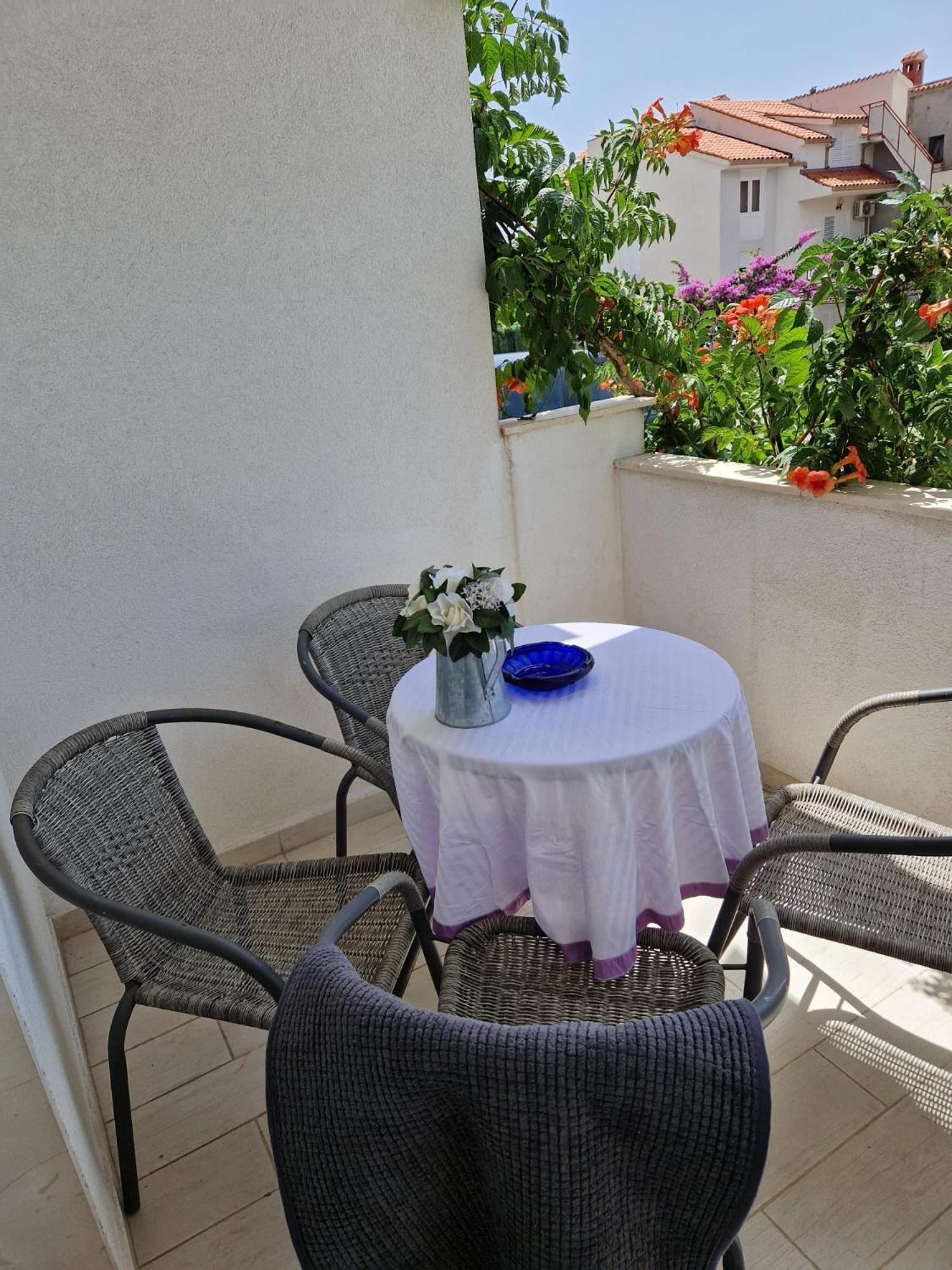 Apartmani Buba Podstrana Exterior foto
